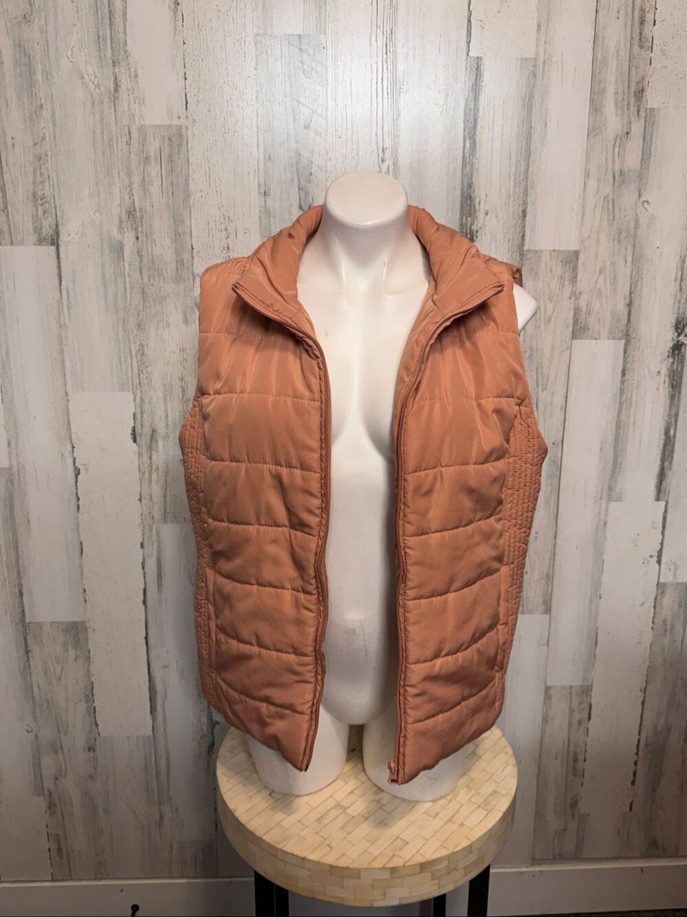 New York & Company Quilted Puffer Vest Womens XL Peach Blush Zip Stand Collar